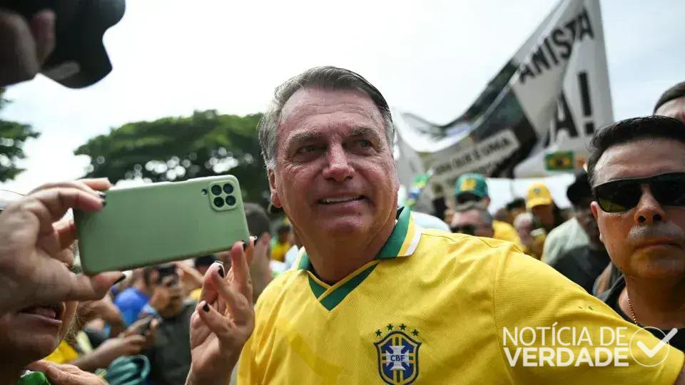 Manifestação em Copacabana: Apoio a Bolsonaro e Anistia Já